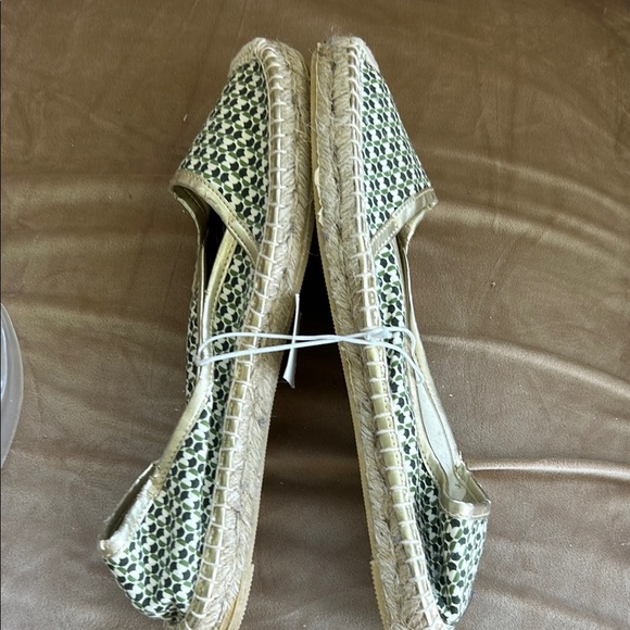 Canvas Espadrilles - Picture 3 of 5